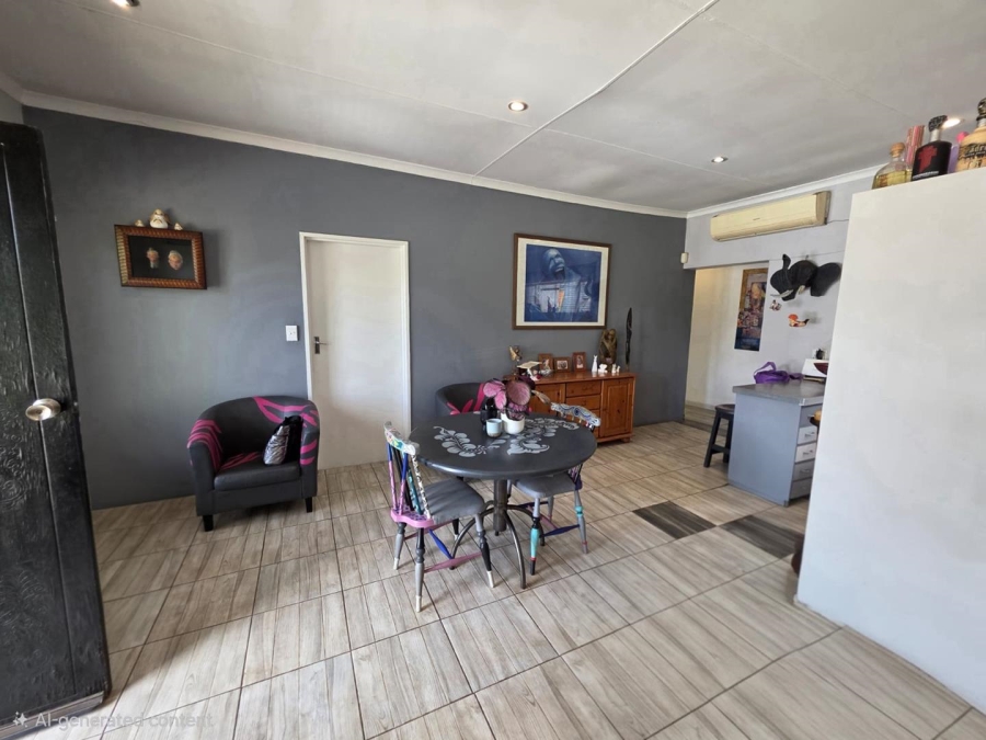 6 Bedroom Property for Sale in Heuwelsig Free State